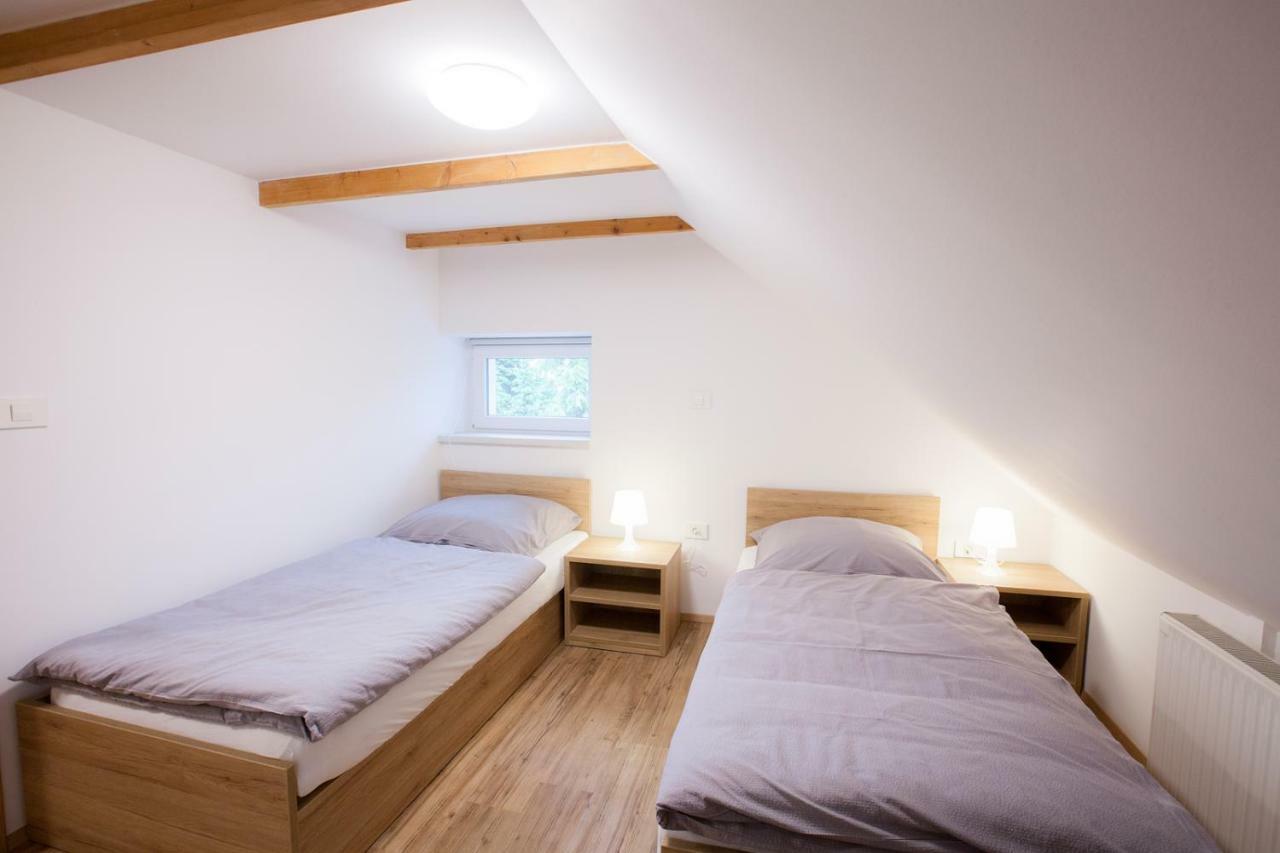 Apartments Razingar 9 Блед Екстериор снимка